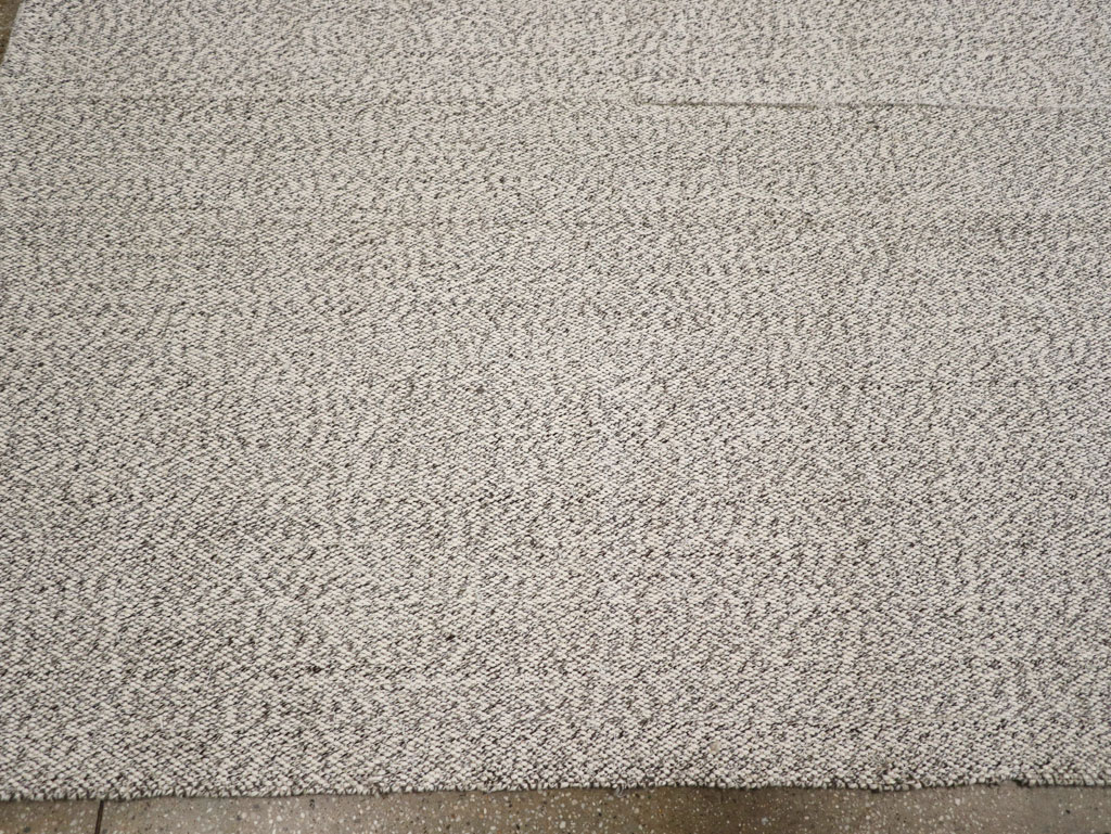 Vintage Turkish Flatweave Kilim Room Size Carpet, No.30984 - Galerie Shabab