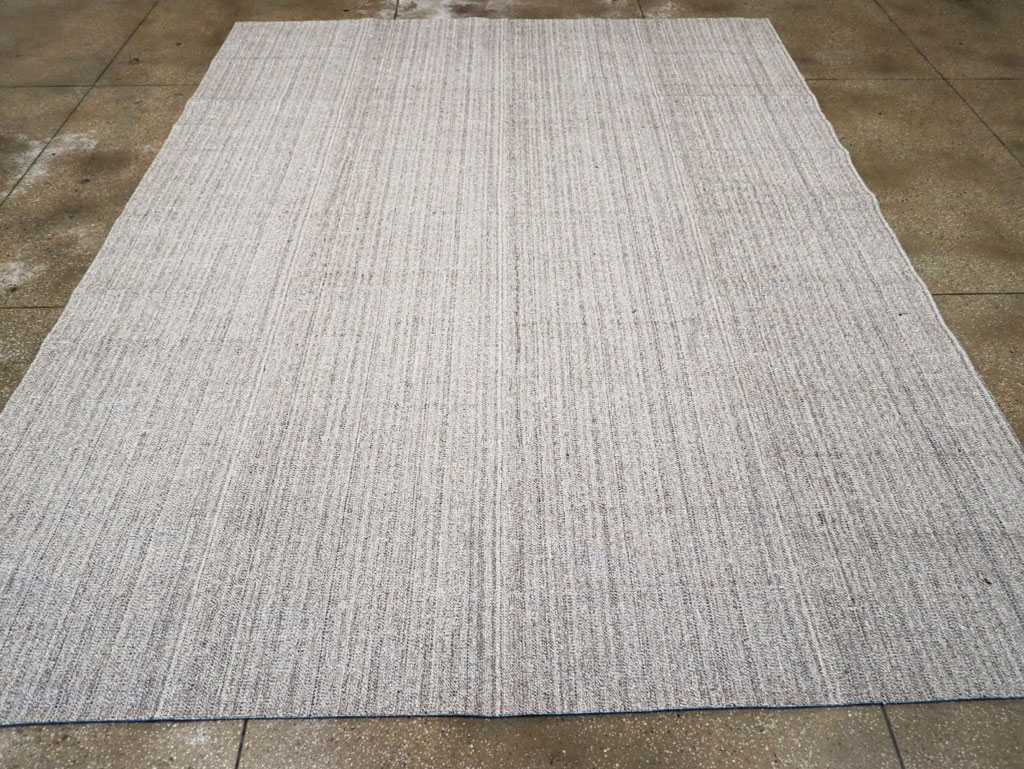 Vintage Turkish Flatweave Kilim Room Size Carpet, No.30989 - Galerie Shabab