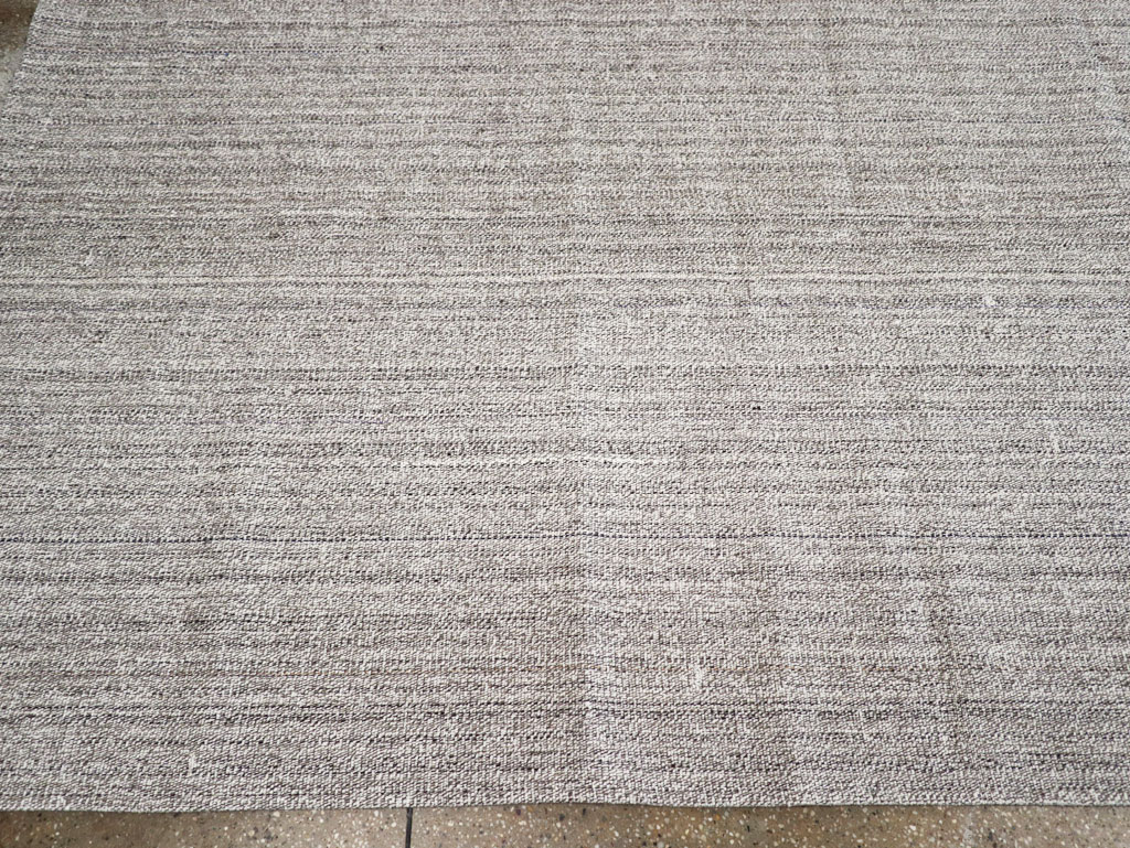 Vintage Turkish Flatweave Kilim Room Size Carpet, No.30989 - Galerie Shabab