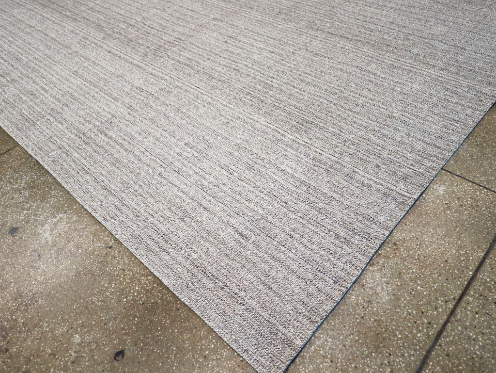 Vintage Turkish Flatweave Kilim Room Size Carpet, No.30989 - Galerie Shabab