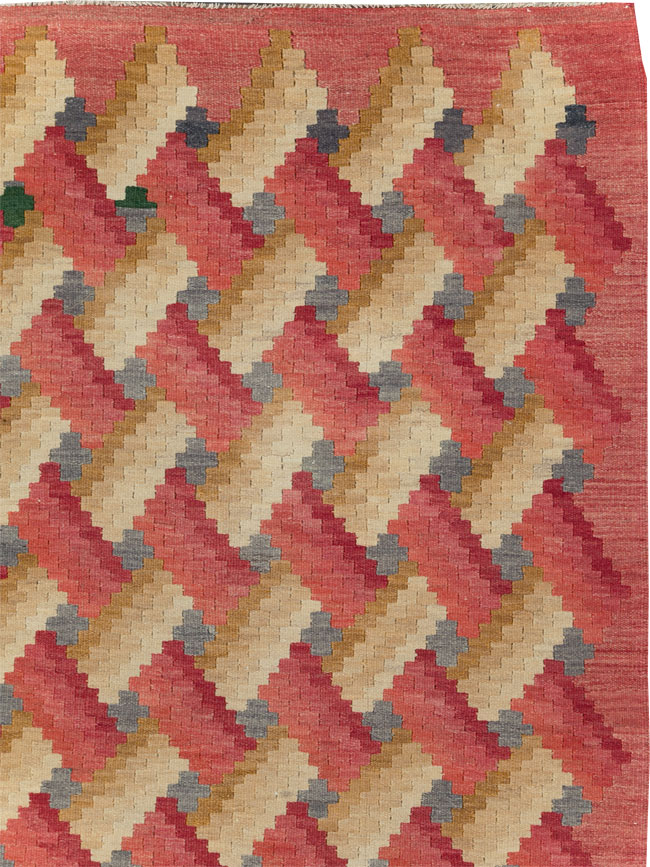 Vintage Turkish Flatweave Kilim Room Size Carpet, No.30992 - Galerie Shabab