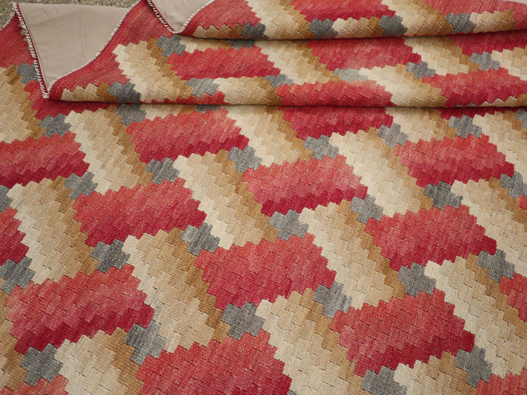 Vintage Turkish Flatweave Kilim Room Size Carpet, No.30992 - Galerie Shabab