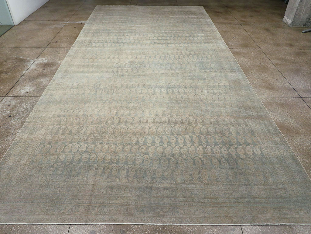 Antique Persian Mahal Oversize Carpet, No.30994 - Galerie Shabab