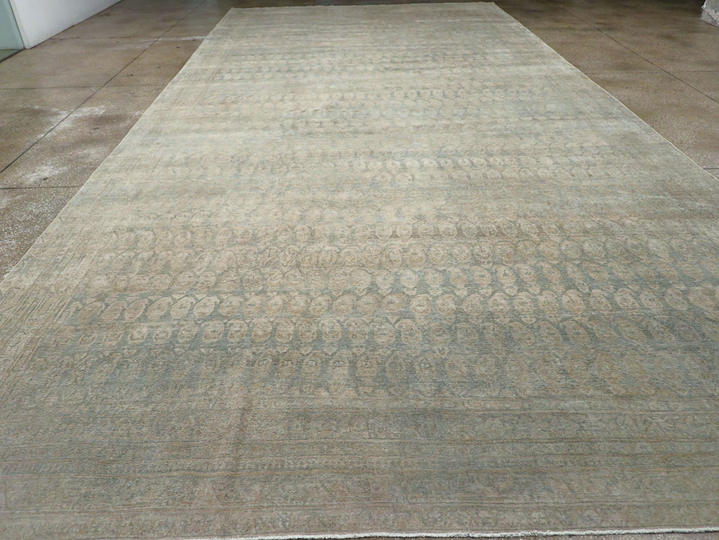 Antique Persian Mahal Oversize Carpet, No.30994 - Galerie Shabab