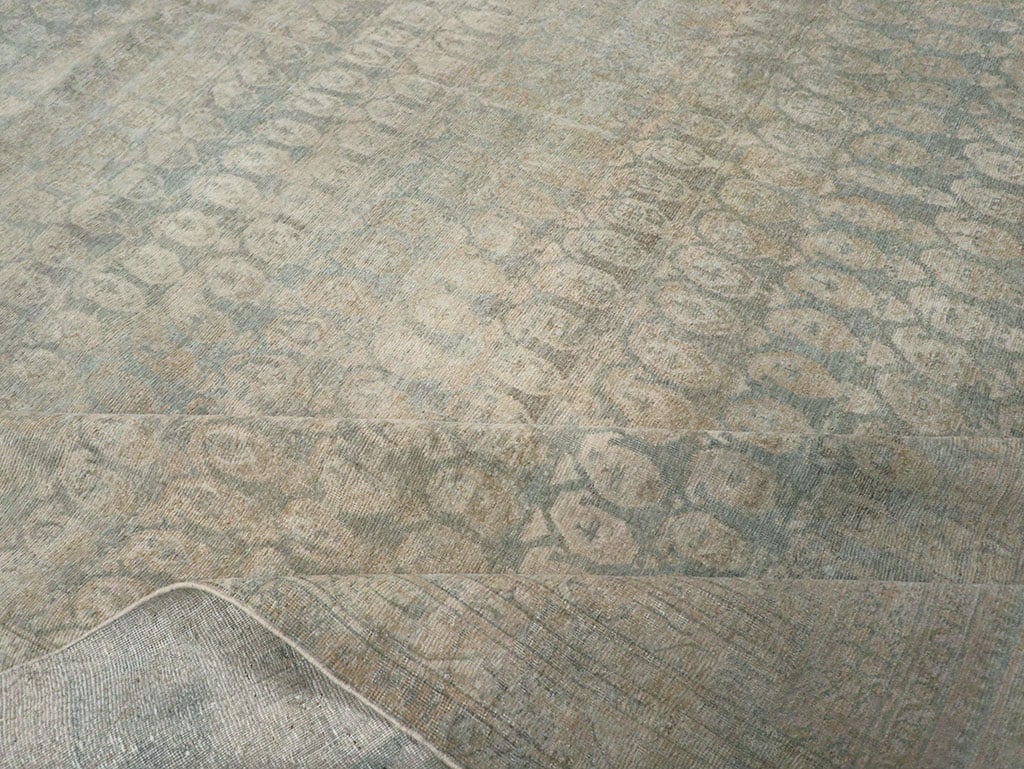 Antique Persian Mahal Oversize Carpet, No.30994 - Galerie Shabab