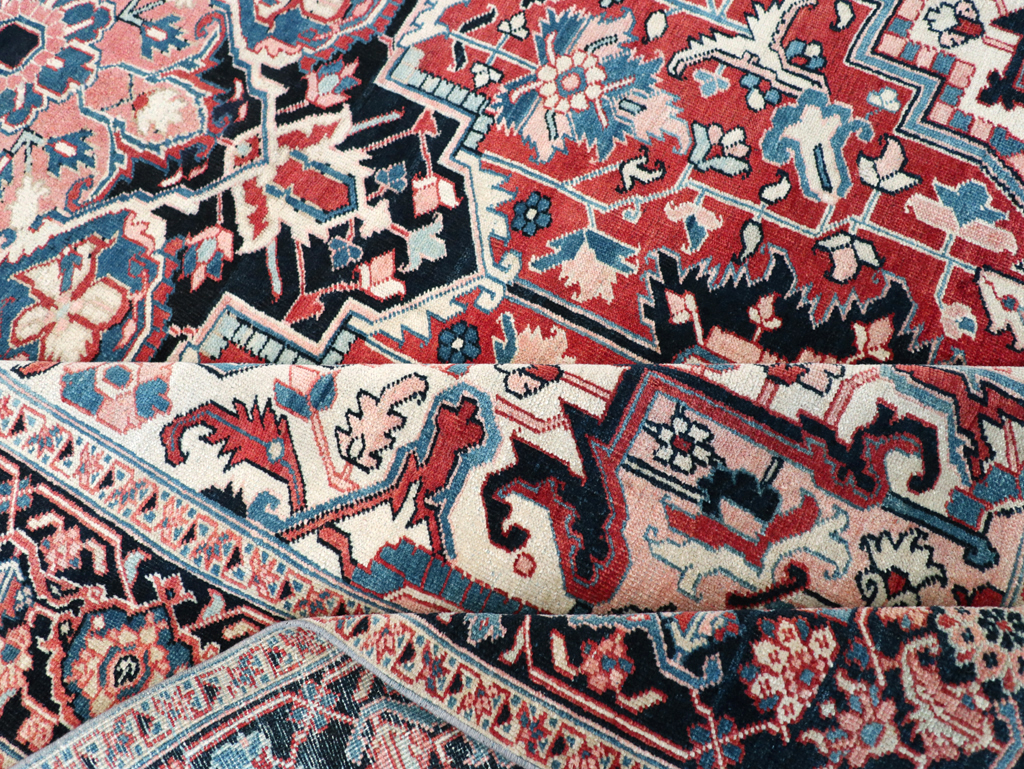 Antique Persian Heriz Room Size Carpet, No.30998 - Galerie Shabab