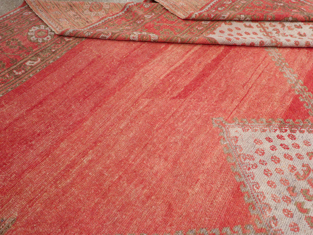 Antique Turkish Oushak Carpet, No.31002 - Galerie Shabab