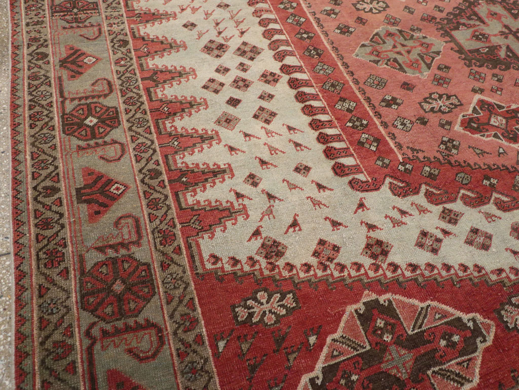 Vintage Persian Veece Room Size Carpet, No.31004 - Galerie Shabab
