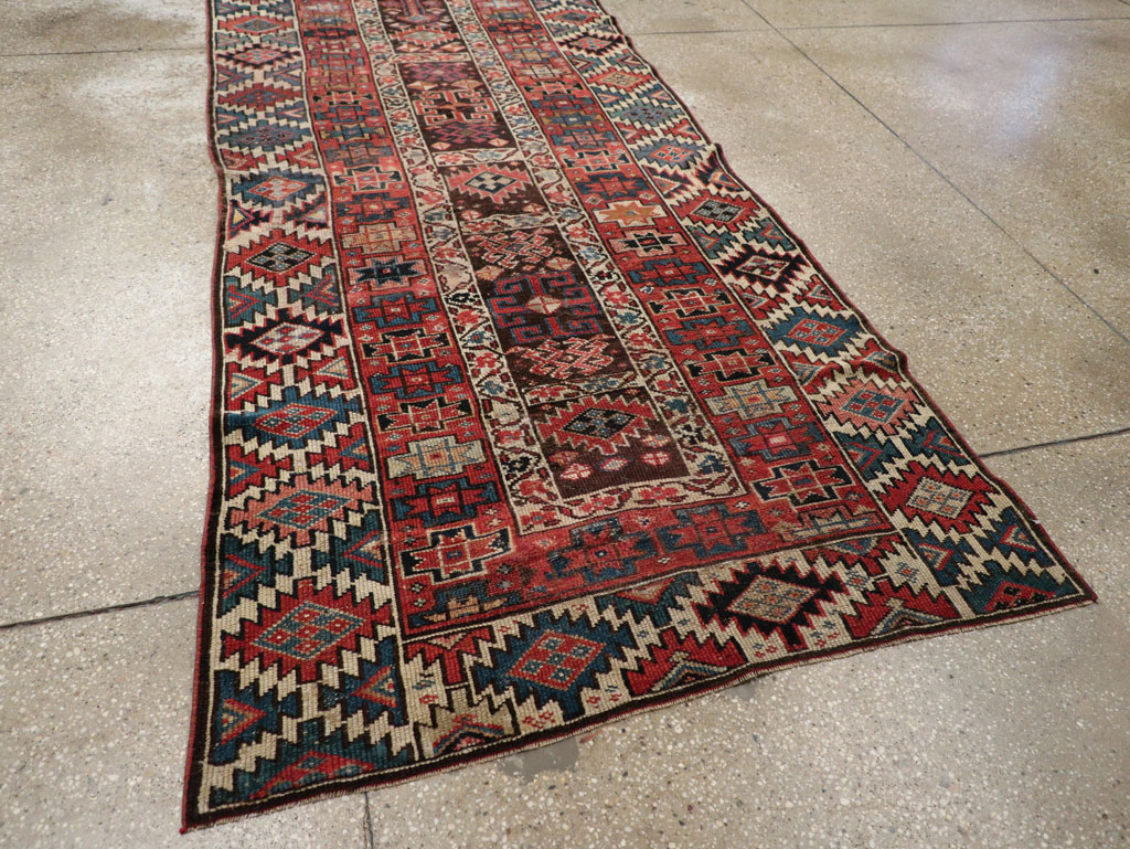Antique Northwest Persian Runner, No.31007 - Galerie Shabab
