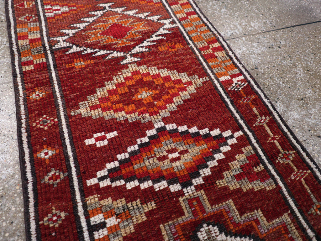 Vintage Turkish Anatolian Runner, No.31008 - Galerie Shabab
