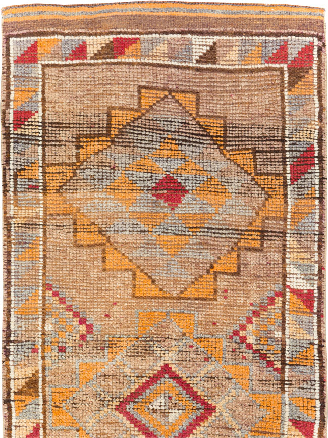 Vintage Turkish Anatolian Runner, No.31009 - Galerie Shabab
