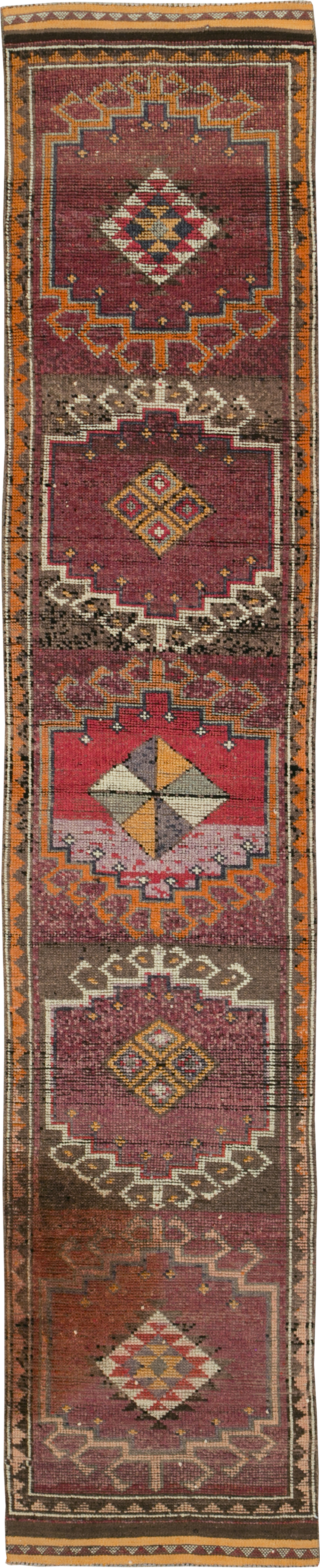Vintage Turkish Anatolian Runner, No.31010 - Galerie Shabab
