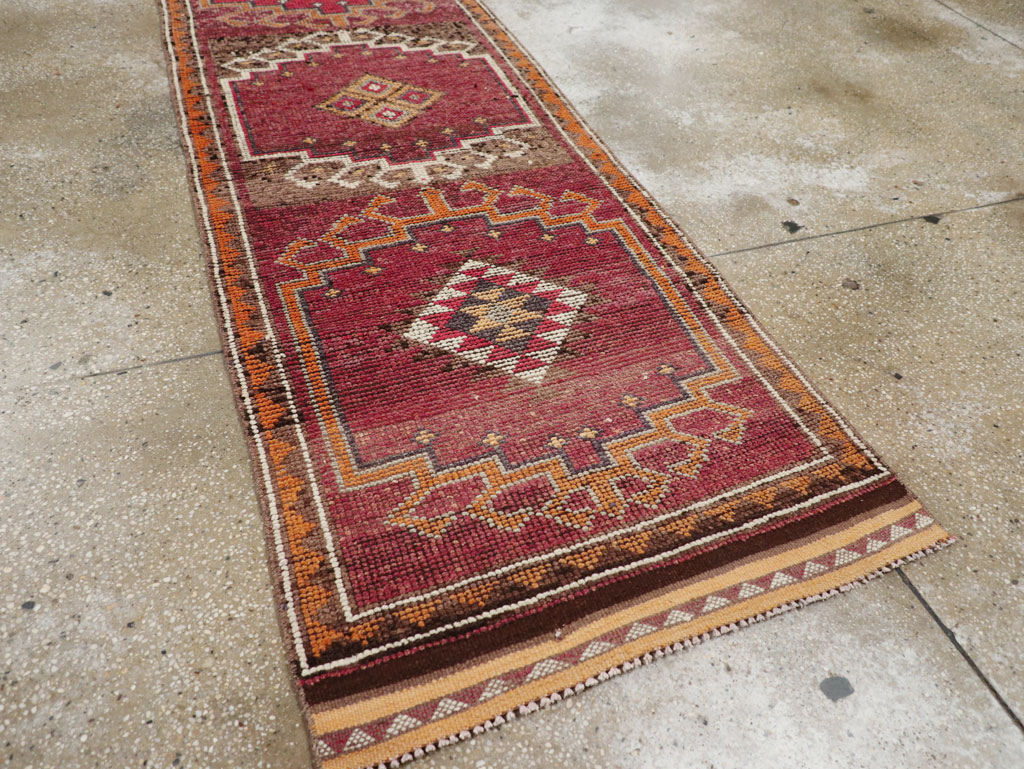 Vintage Turkish Anatolian Runner, No.31010 - Galerie Shabab