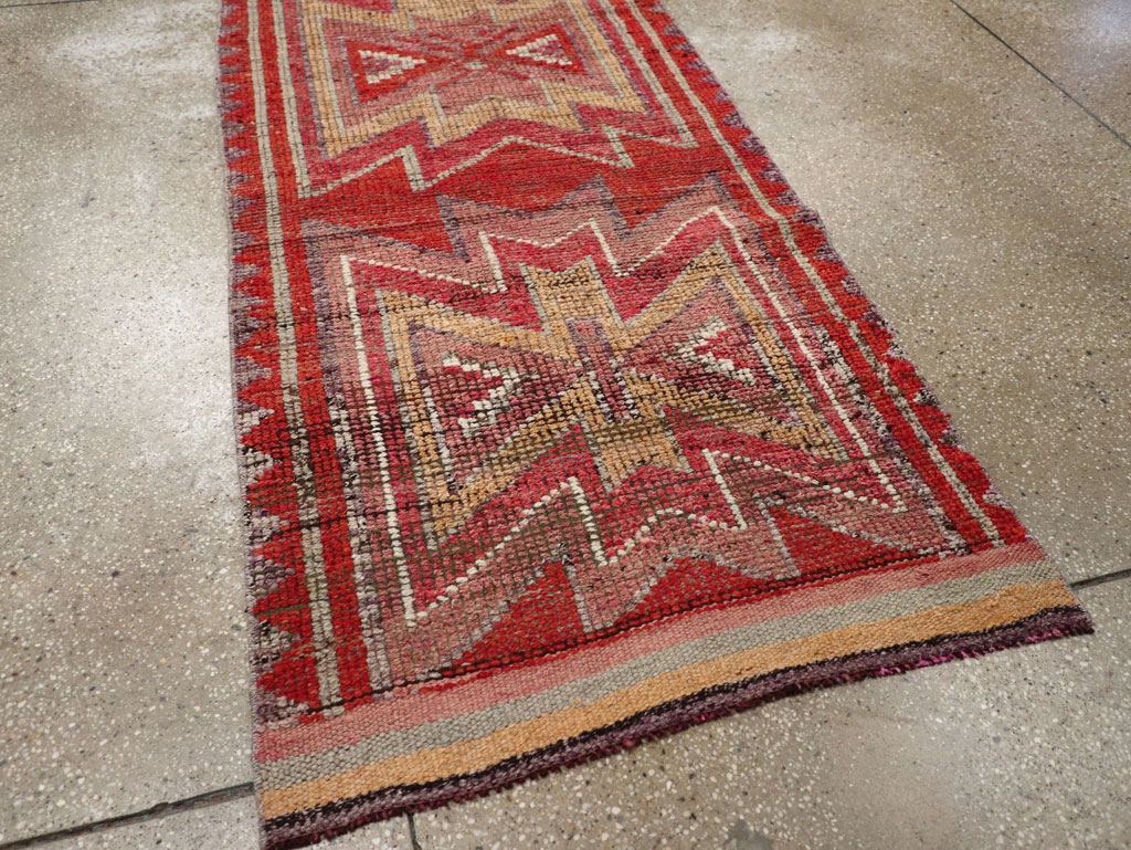 Vintage Turkish Anatolian Tribal Runner, No.31012 - Galerie Shabab