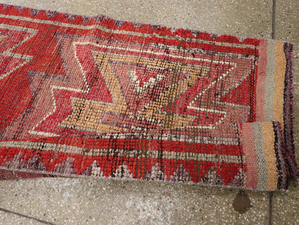 Vintage Turkish Anatolian Tribal Runner, No.31012 - Galerie Shabab