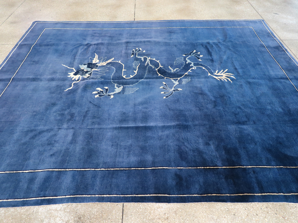Vintage Chinese Dragon Peking Small Room Size Carpet, No.31018 - Galerie Shabab