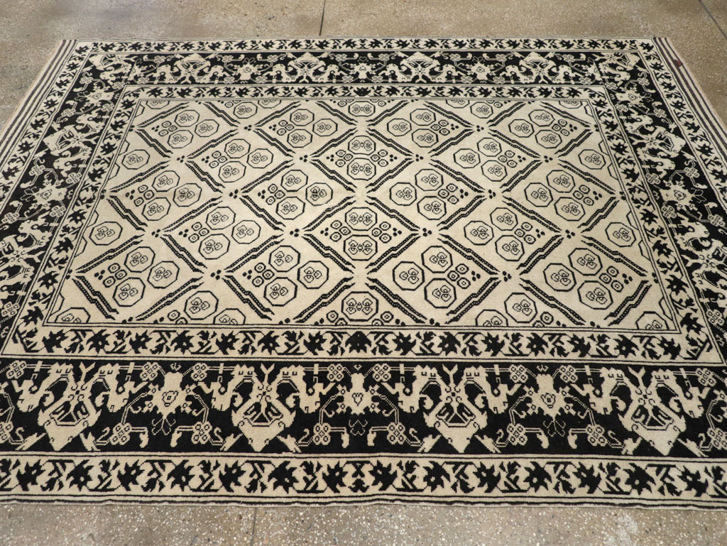 Vintage Turkish Anatolian Accent Rug, No.31028 - Galerie Shabab