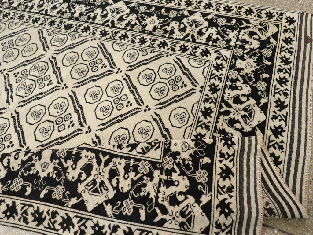 Vintage Turkish Anatolian Accent Rug, No.31028 - Galerie Shabab