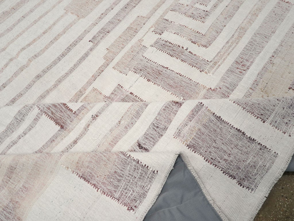 Vintage Turkish Flatweave Kilim Large Room Size Carpet, No.31032 - Galerie Shabab