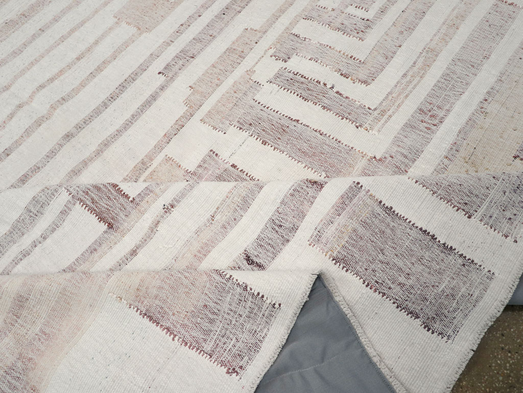 Vintage Turkish Flatweave Kilim Large Room Size Carpet, No.31032 - Galerie Shabab