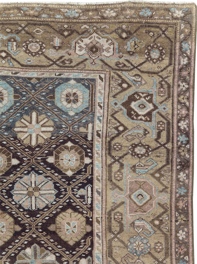 Antique Persian Kurd Gallery Rug, No.31038 - Galerie Shabab