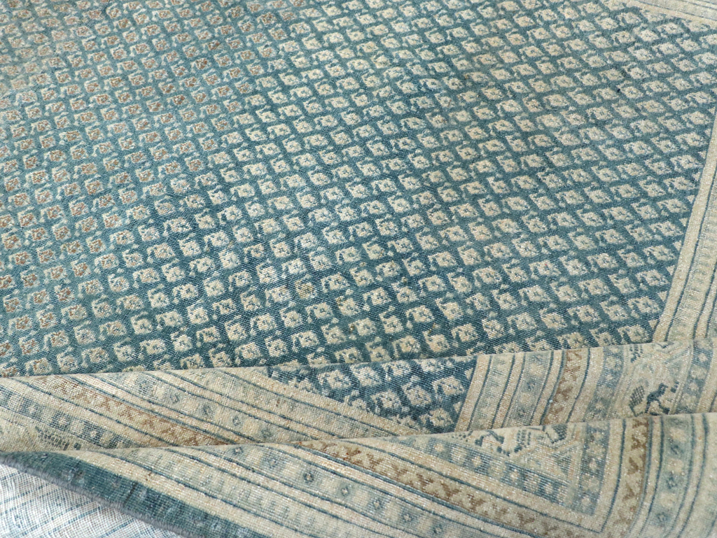 Vintage Persian Tabriz Accent Carpet, No.31039 - Galerie Shabab