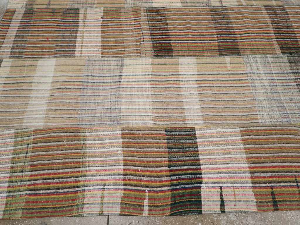 Vintage Turkish Flatweave Kilim Room Size Carpet, No.31044 - Galerie Shabab