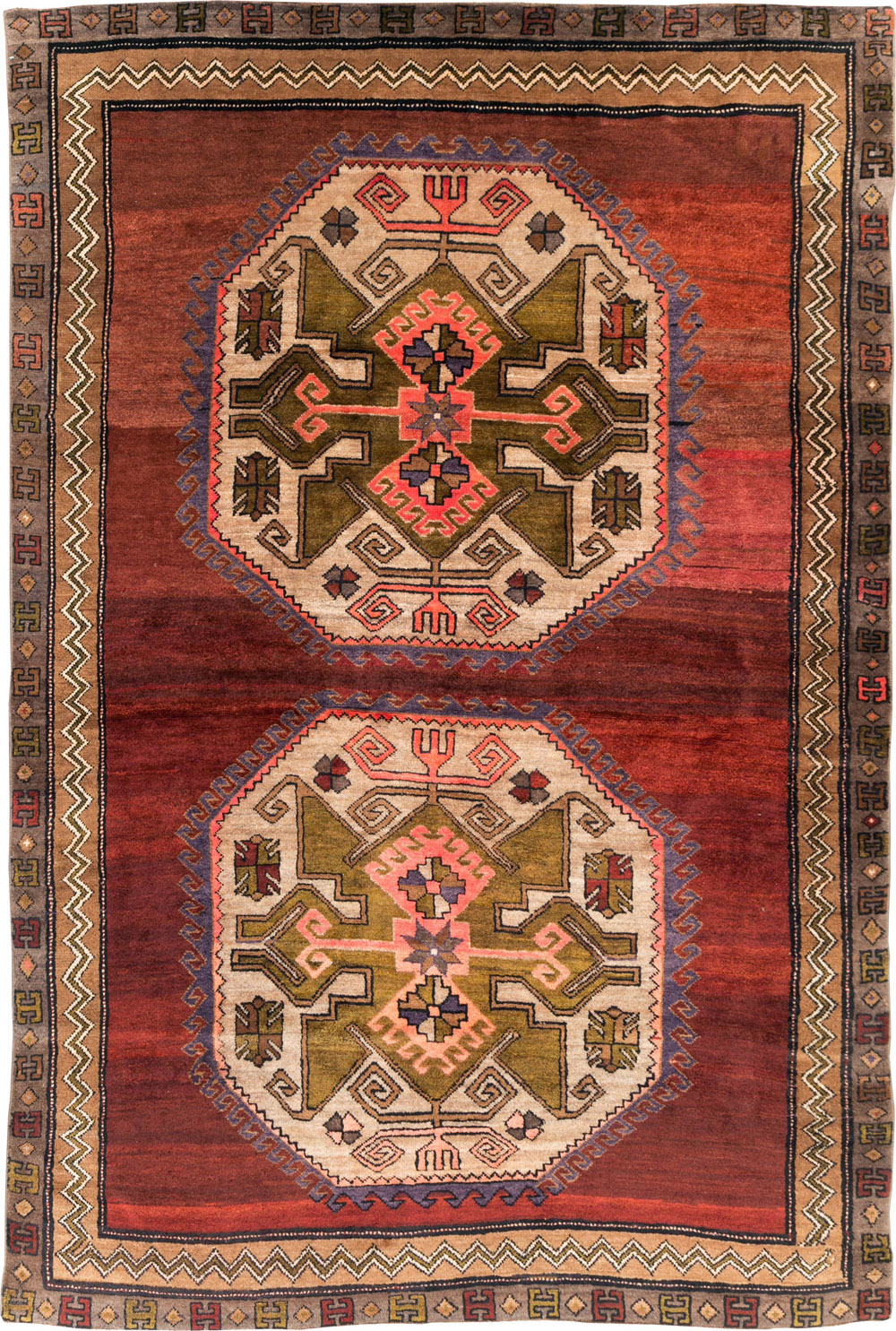 Vintage Turkish Anatolian Accent Rug, No.31047 - Galerie Shabab