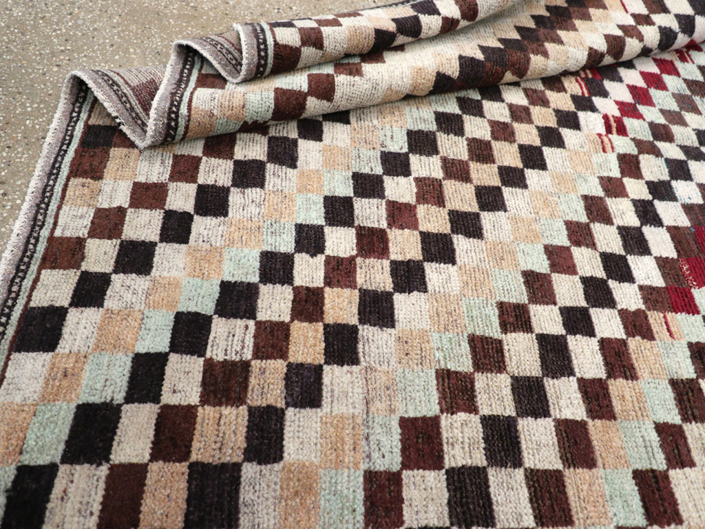 Vintage Turkish Anatolian Accent Carpet, No.31048 - Galerie Shabab