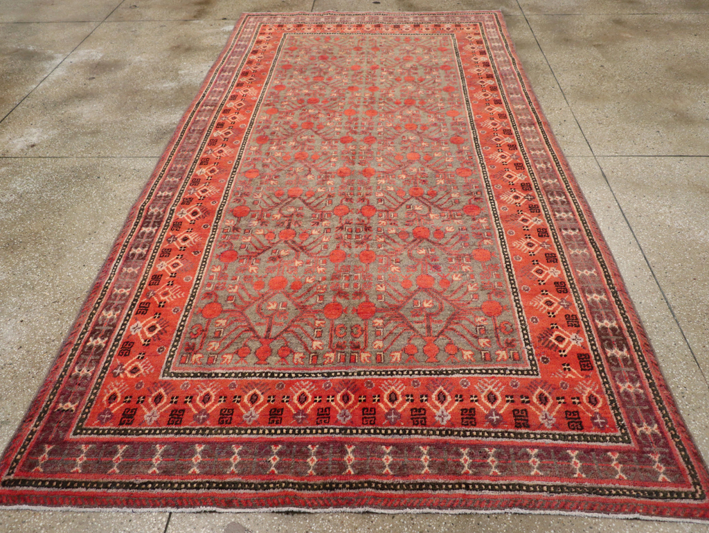 Antique Khotan Gallery Carpet, No.31050 - Galerie Shabab