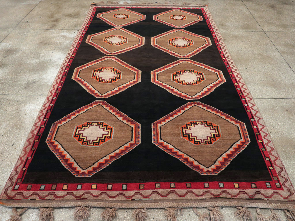 Vintage Turkish Anatolian Gallery Carpet, No.31054 - Galerie Shabab