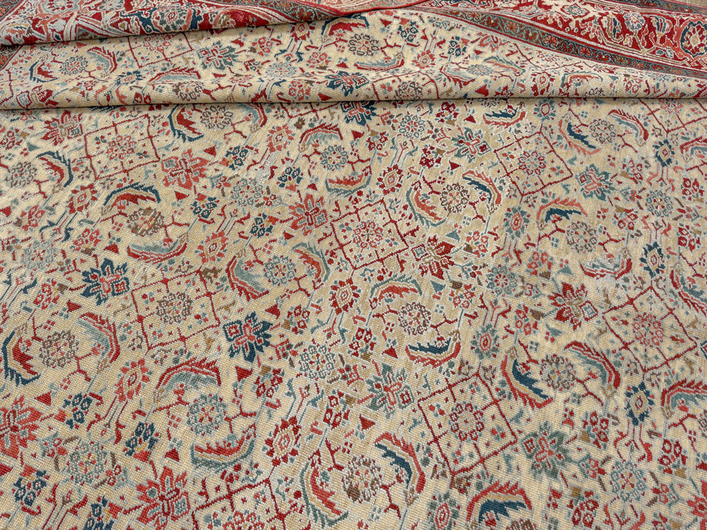 Antique Persian Heriz Large Carpet, No.31057 - Galerie Shabab