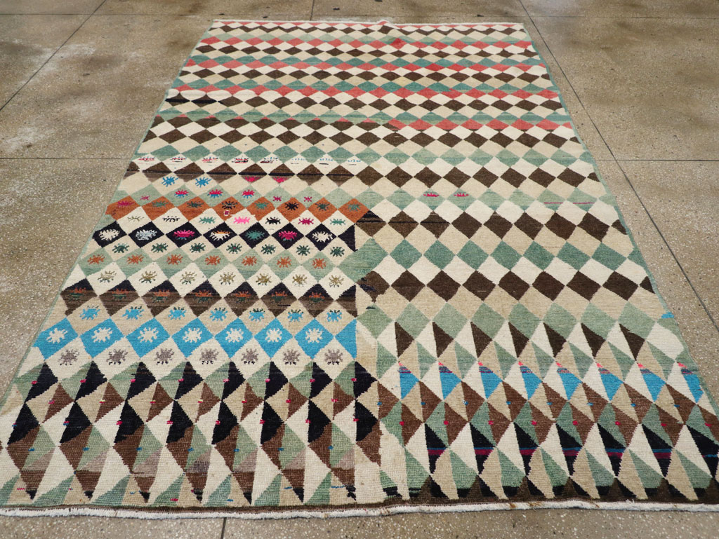 Vintage Turkish Anatolian Small Room Size Rug, No.31058 - Galerie Shabab