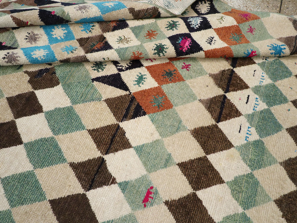 Vintage Turkish Anatolian Small Room Size Rug, No.31058 - Galerie Shabab
