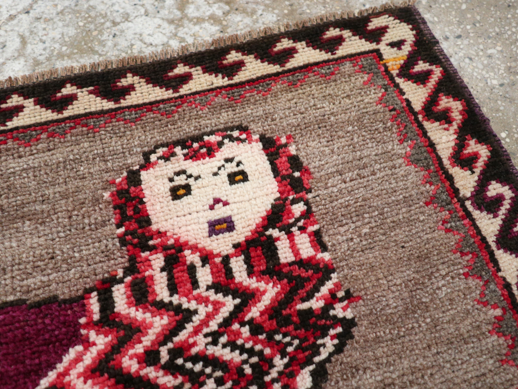 Vintage Pictorial Anatolian Rug, No.31061 - Galerie Shabab