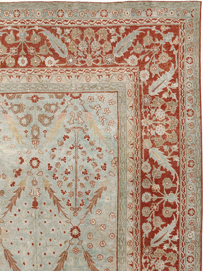 Antique Persian Tabriz Room Size Carpet, No.31063 - Galerie Shabab