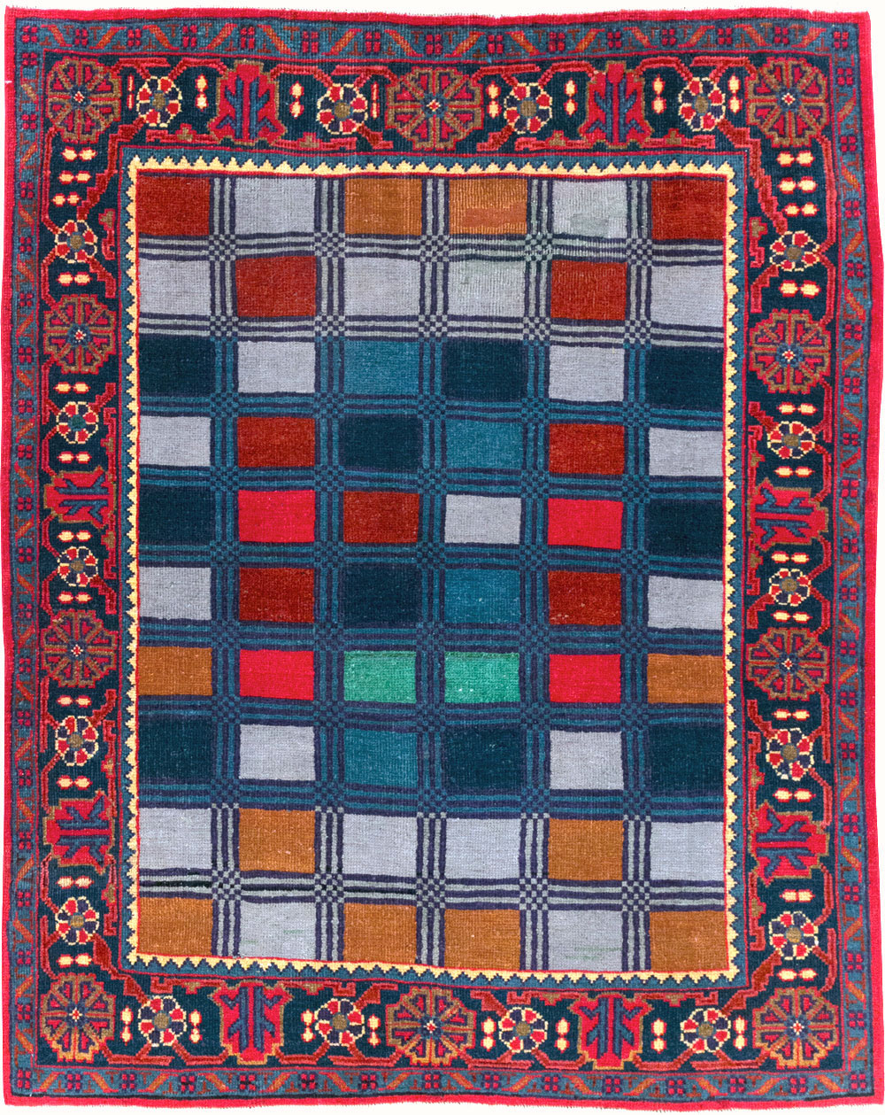 Vintage Persian Veece Throw Rug, No.31065 - Galerie Shabab