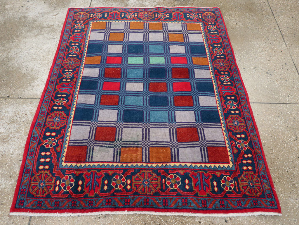 Vintage Persian Veece Throw Rug, No.31065 - Galerie Shabab
