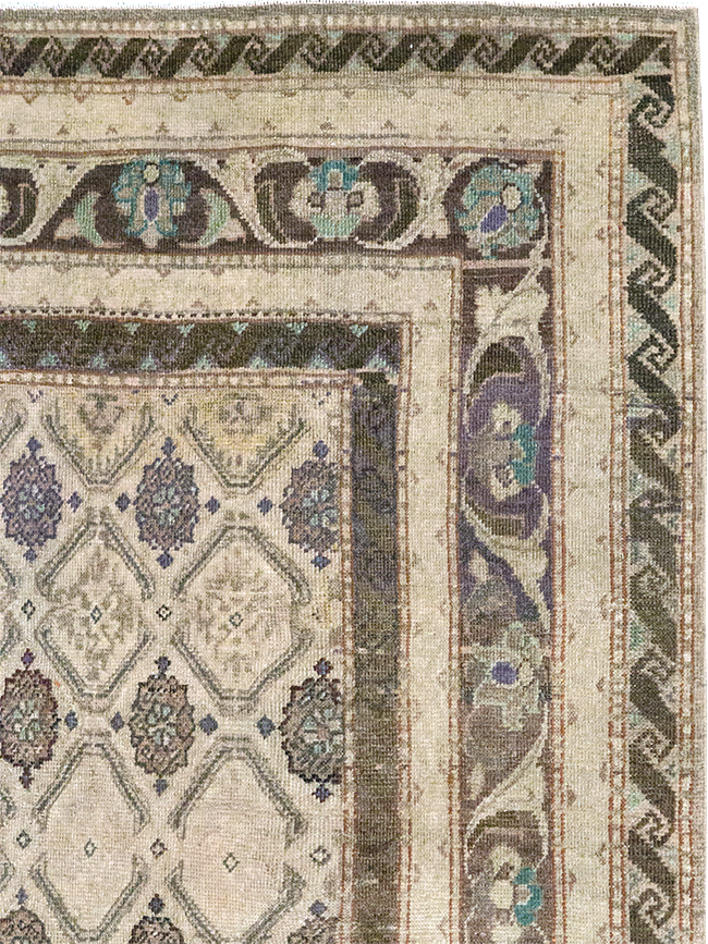 Vintage Persian Mahal Gallery Rug, No.31070 - Galerie Shabab