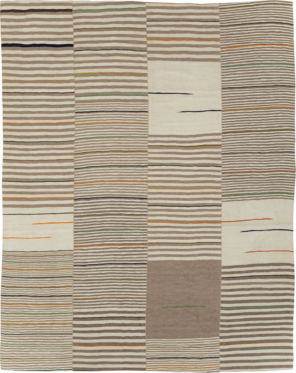 Contemporary Turkish Flatweave Kilim Small Room Size Carpet, No.31073 - Galerie Shabab