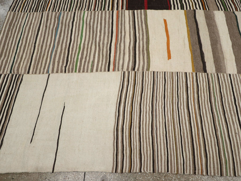 Vintage Persian Flatweave Kilim, No.31074 - Galerie Shabab