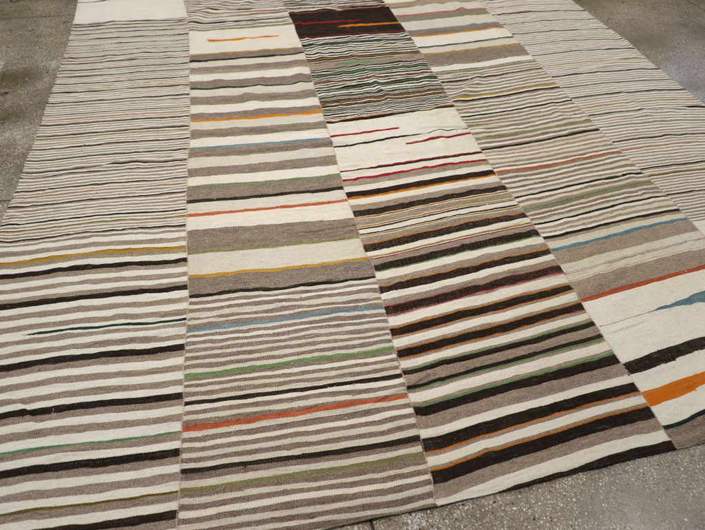 Vintage Persian Flatweave Kilim, No.31074 - Galerie Shabab