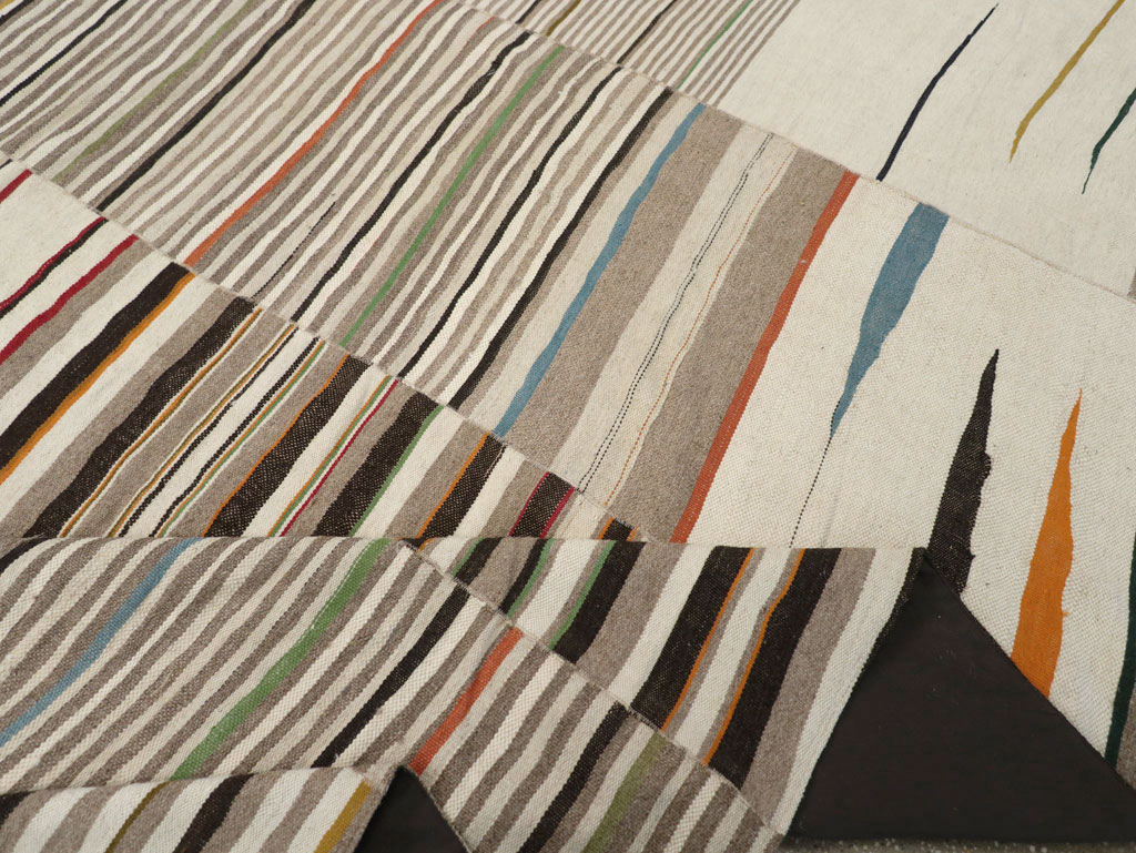 Vintage Persian Flatweave Kilim, No.31074 - Galerie Shabab