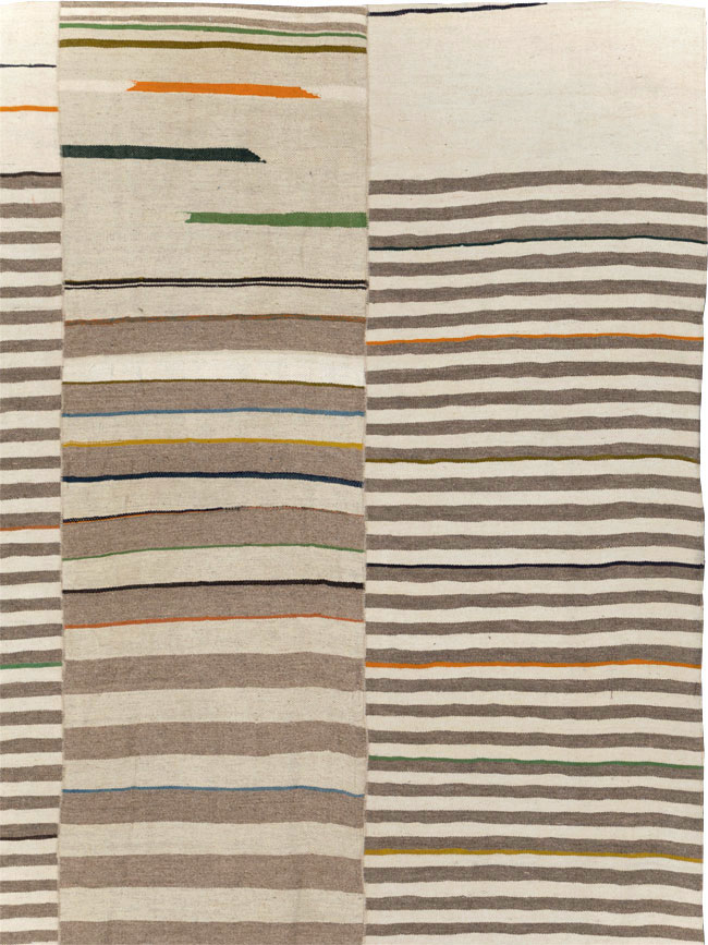 Contemporary Turkish Flatweave Kilim Room Size Carpet, No.31075 - Galerie Shabab