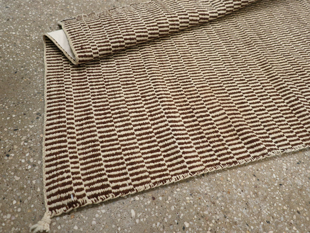 Vintage American Navajo Throw Rug, No.31086 - Galerie Shabab