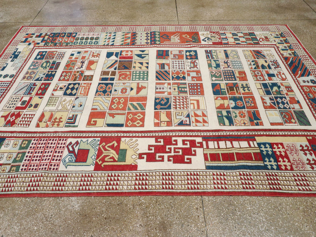 Vintage Turkish Anatolian Accent Carpet, No.31097 - Galerie Shabab