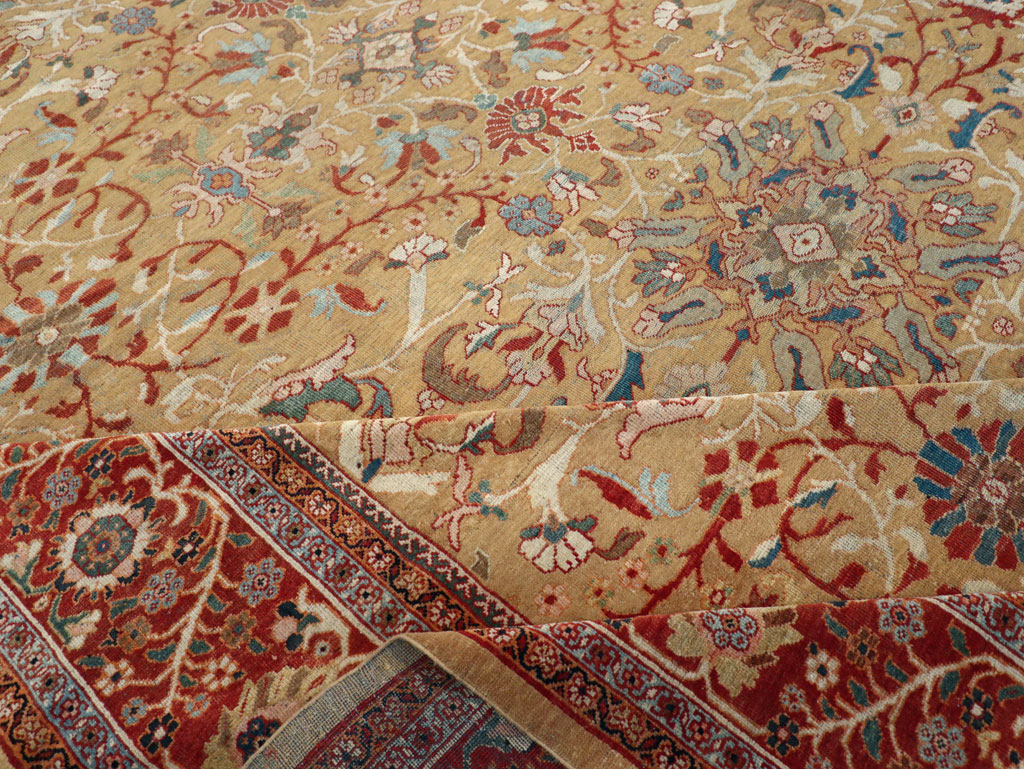 Antique Persian Mahal Oversize Carpet, No.31106 - Galerie Shabab