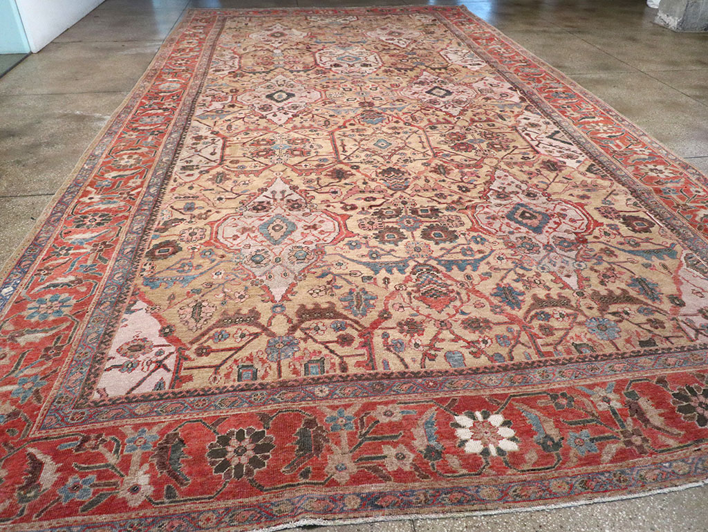 Antique Persian Sultanabad Oversize Carpet, No.31109 - Galerie Shabab
