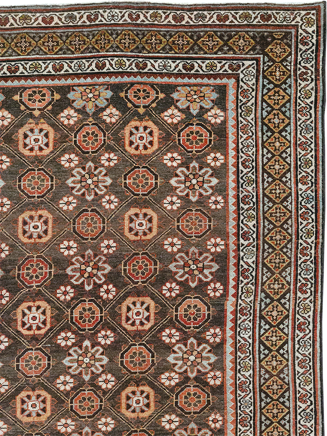 Antique Persian Kurd Gallery Carpet, No.31110 - Galerie Shabab