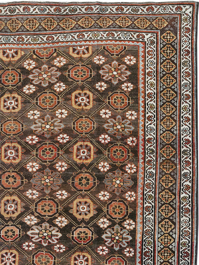 Antique Persian Kurd Gallery Carpet, No.31110 - Galerie Shabab